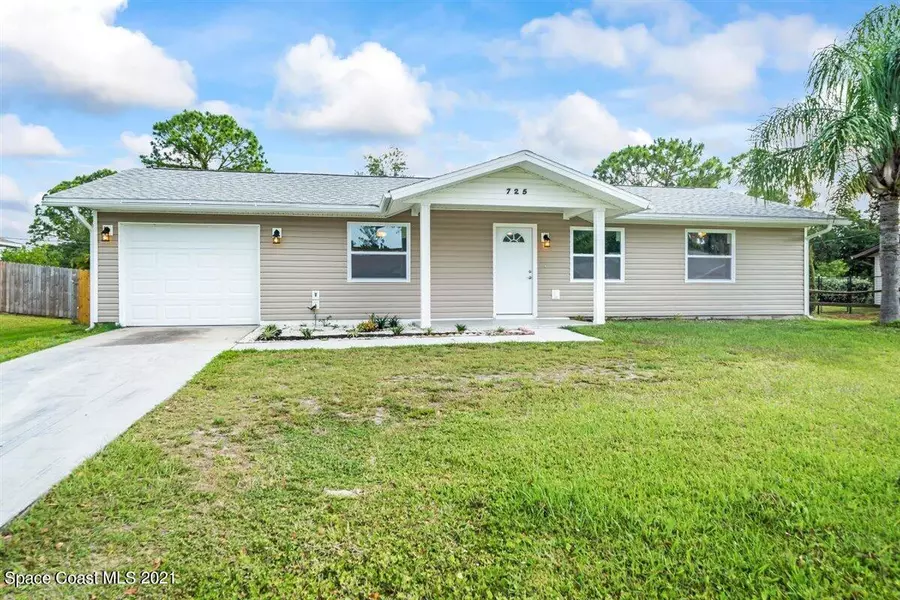 725 Thuringer ST NW, Palm Bay, FL 32907