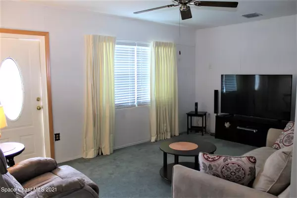 Vero Beach, FL 32962,2437 1st CT SE