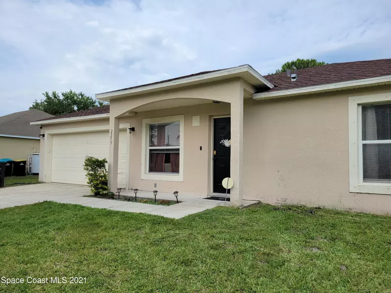 2257 Rambler LN SE, Palm Bay, FL 32909