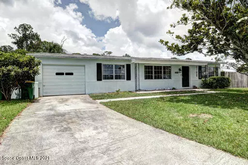 2170 Garnet CT, Merritt Island, FL 32953