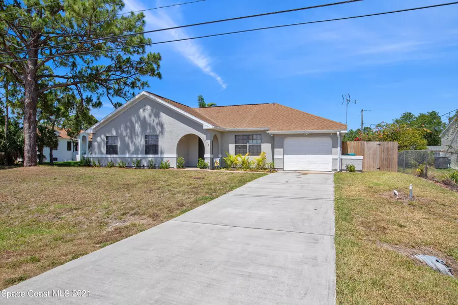 1398 Jupiter BLVD NW, Palm Bay, FL 32907