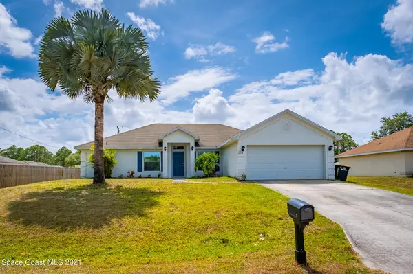 274 Higgins AVE NW, Palm Bay, FL 32907