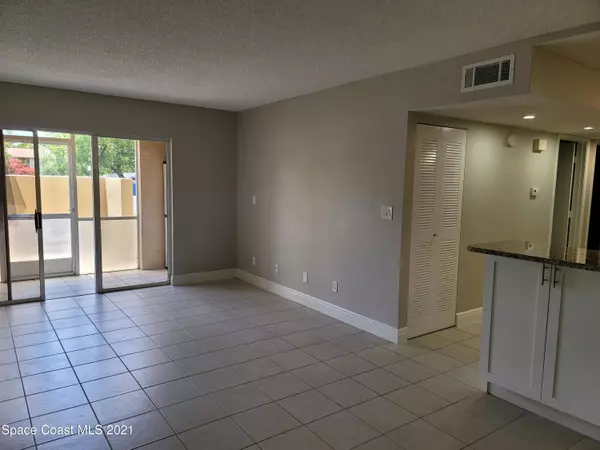 Palm Bay, FL 32905,1641 Sunny Brook LN NE #111