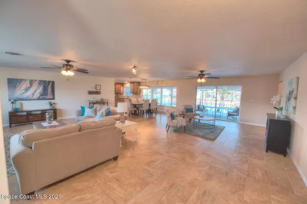 Satellite Beach, FL 32937,411 Saint Georges CT