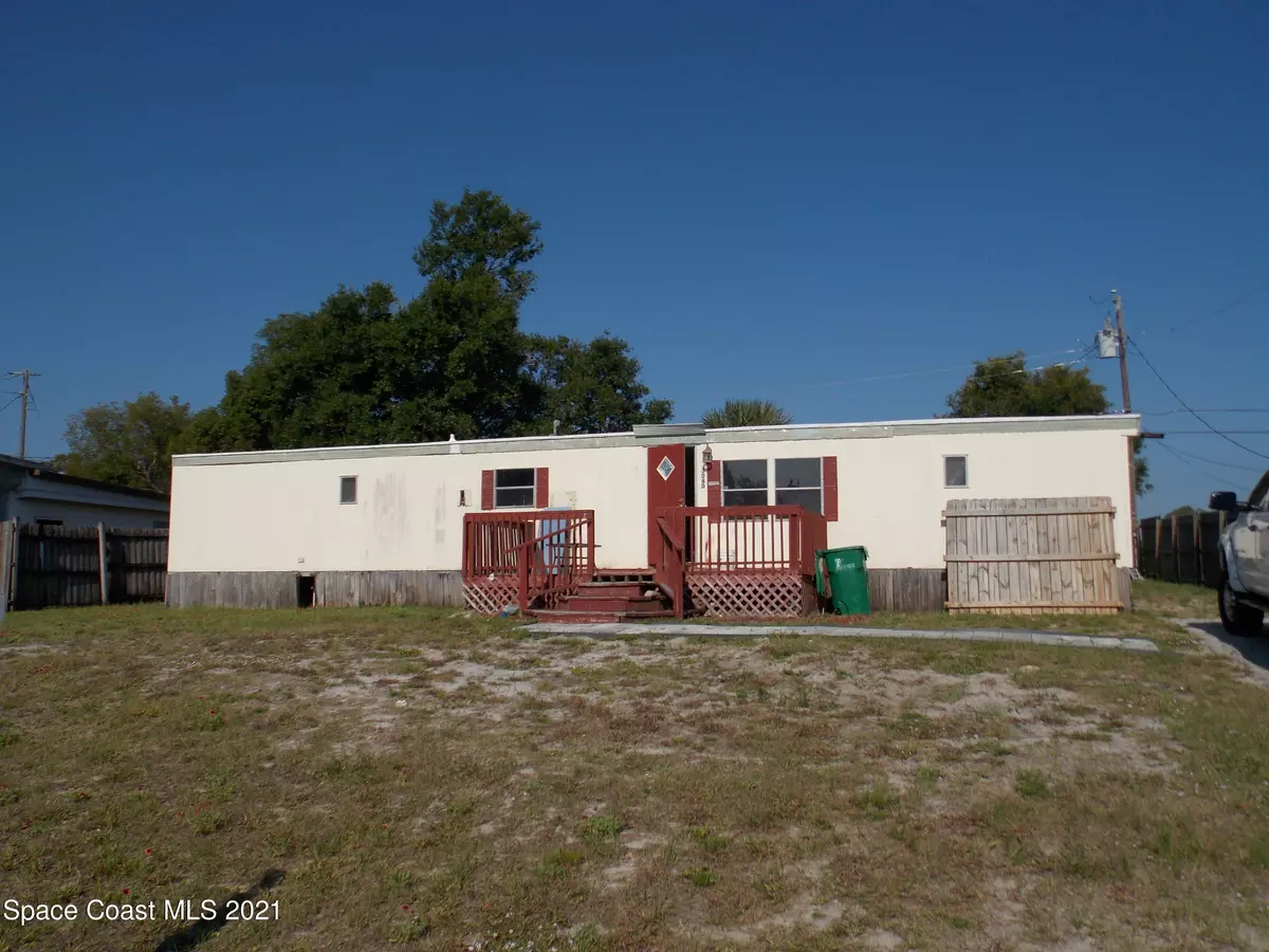 Mims, FL 32754,3080 Larkin RD