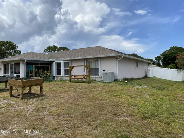 Palm Bay, FL 32909,2074 Thisbe AVE SE