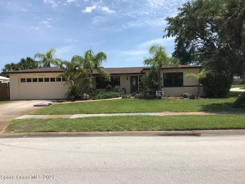 1780 Canal CT, Merritt Island, FL 32953