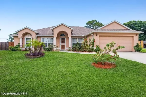 414 Australian RD NW, Palm Bay, FL 32907