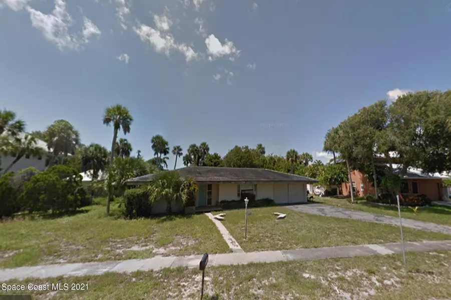 816 Cypress RD, Vero Beach, FL 32963