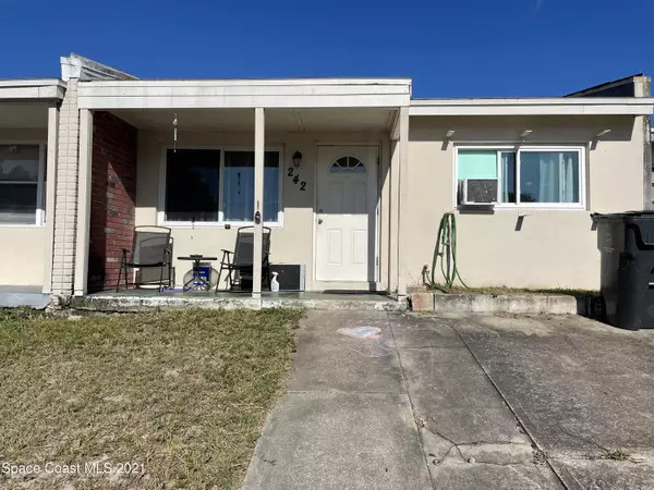 242 E Towne PL, Titusville, FL 32796