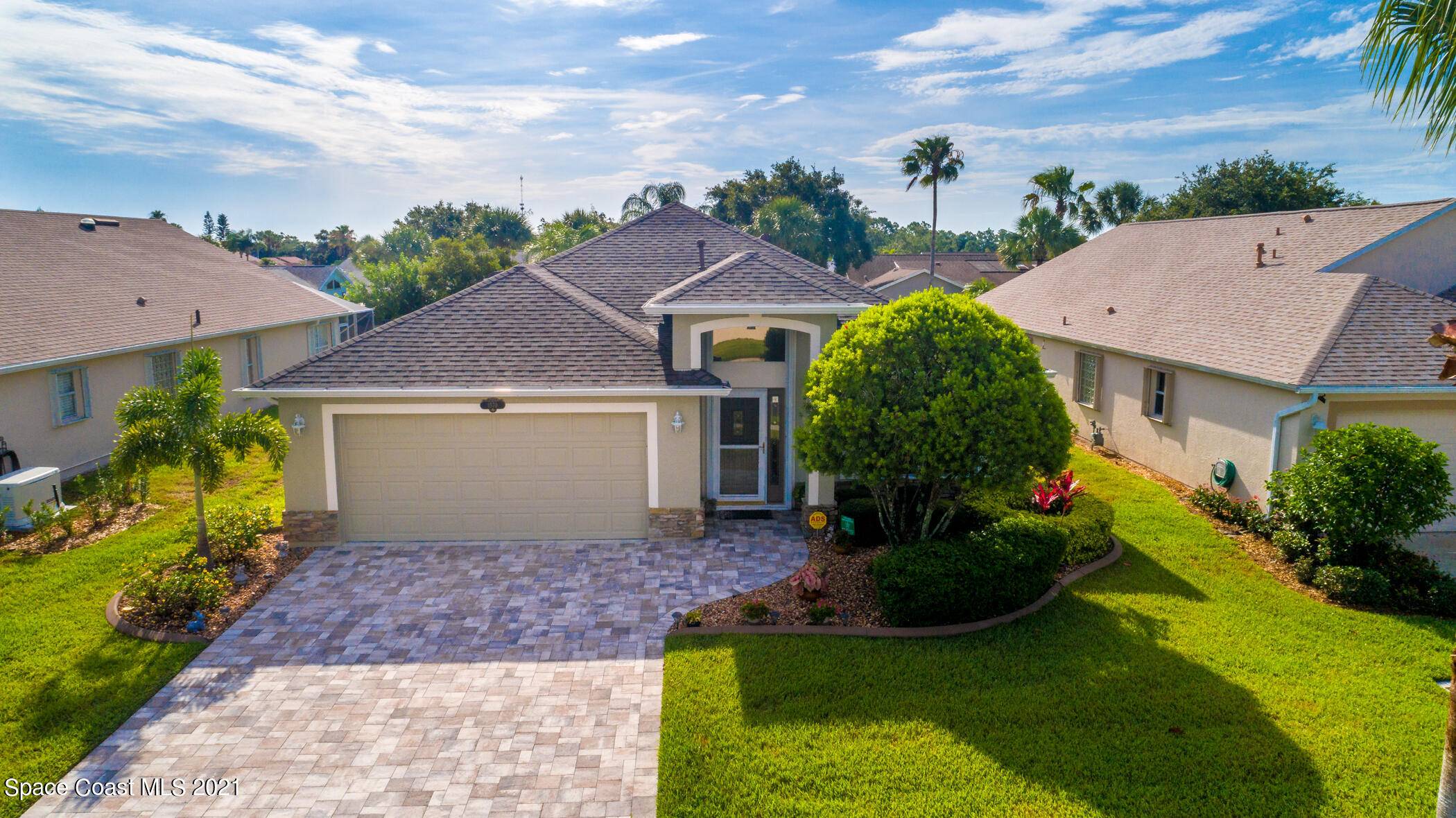 1570 Lago Mar DR, Melbourne, FL 32940