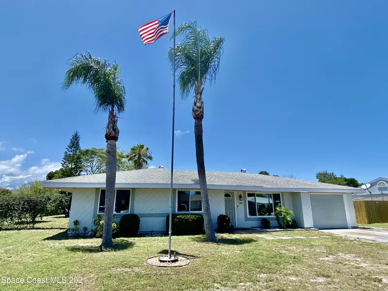 1320 Mariposa DR NE, Palm Bay, FL 32905