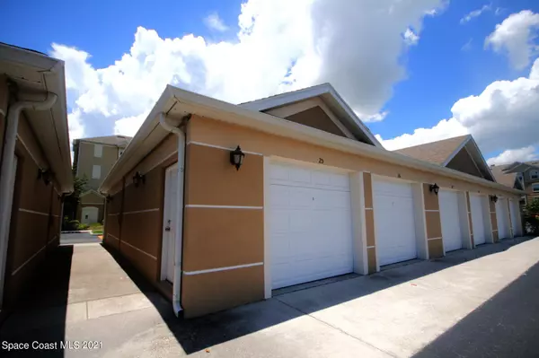 Rockledge, FL 32955,1576 Peregrine CIR #101