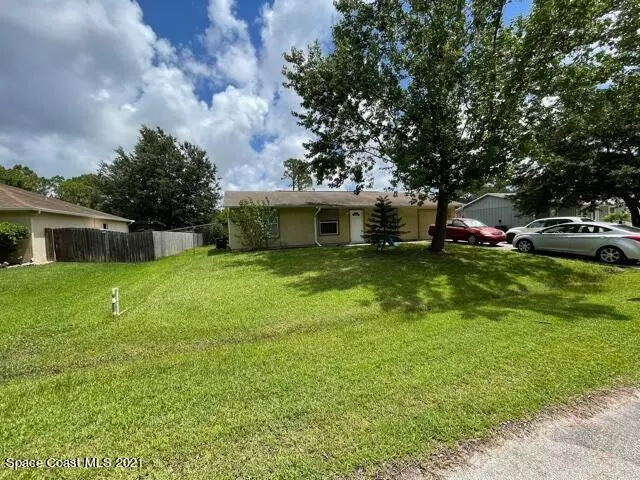 347 Dandurand ST SW, Palm Bay, FL 32908