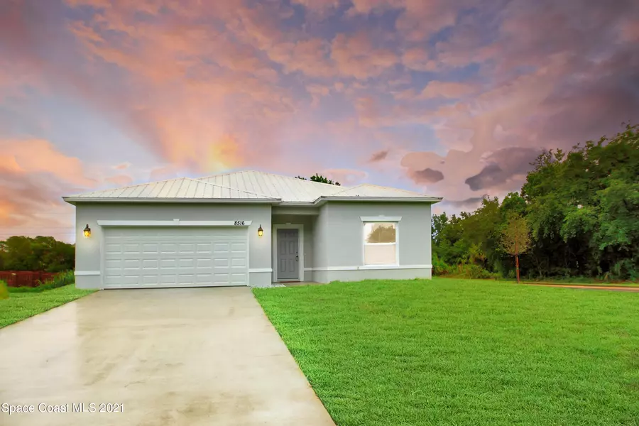 8516 100th AVE, Vero Beach, FL 32967