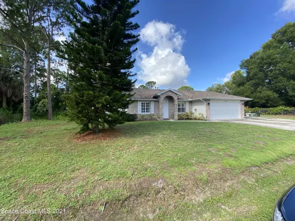 1026 NE Festivo LN, Palm Bay, FL 32907