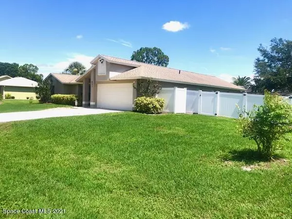 Palm Bay, FL 32907,657 Hyannie ST NE