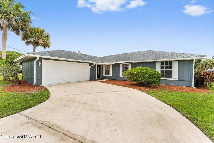 1125 Woodsmere Pkwy, Rockledge, FL 32955