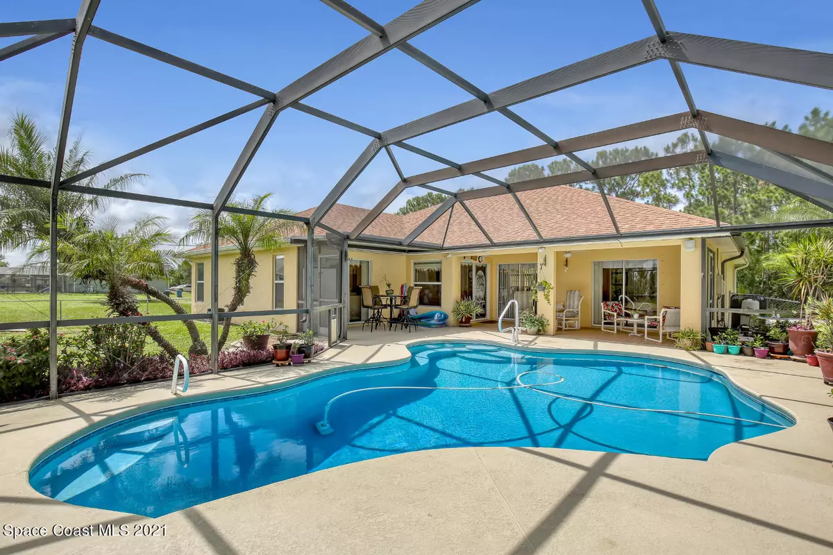 Palm Bay, FL 32908,518 Fournier ST