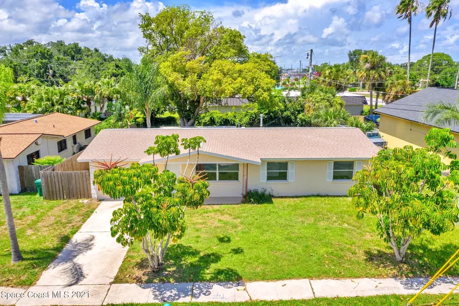 10 Mark AVE, Merritt Island, FL 32952