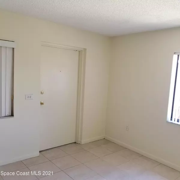 Melbourne, FL 32935,233 San Juan CIR #233