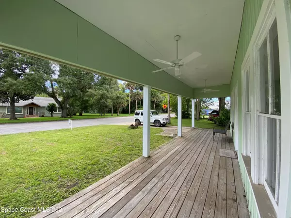 New Smyrna Beach, FL 32168,1406 Pioneer TRL