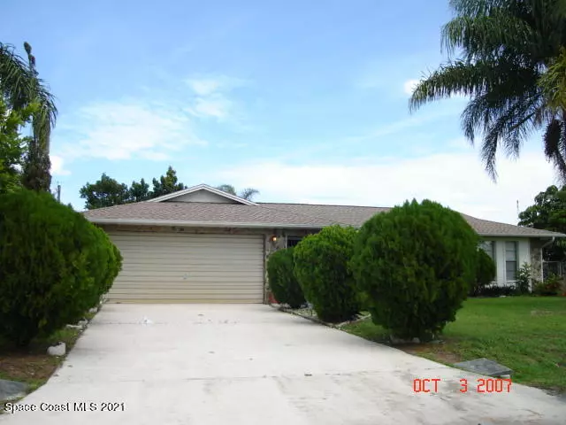 2137 Greyfield ST NE, Palm Bay, FL 32907