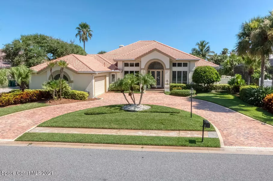 228 Loggerhead DR, Melbourne Beach, FL 32951