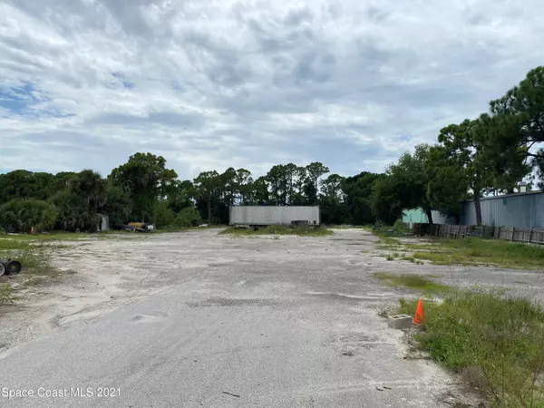 Melbourne, FL 32934,598 Washburn RD