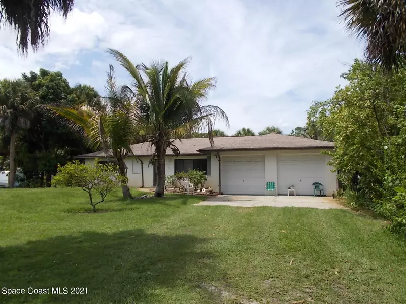 3310 Grant RD, Grant Valkaria, FL 32949