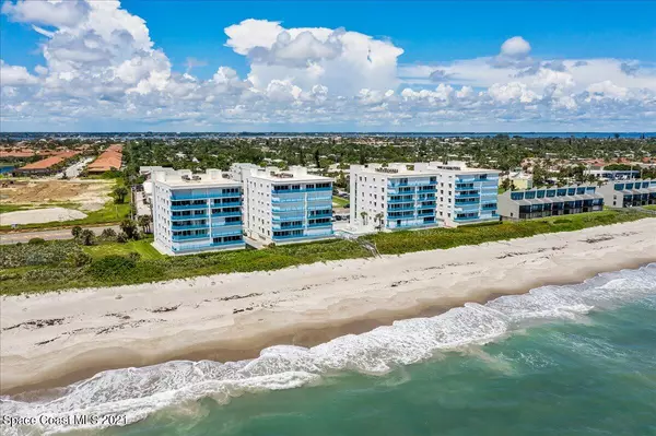 Satellite Beach, FL 32937,581 Highway A1a # #402