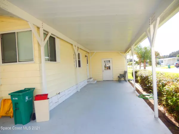 Sebastian, FL 32976,446 Papaya CIR