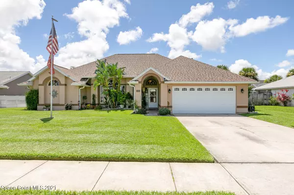 1939 Fabien CIR, Melbourne, FL 32940