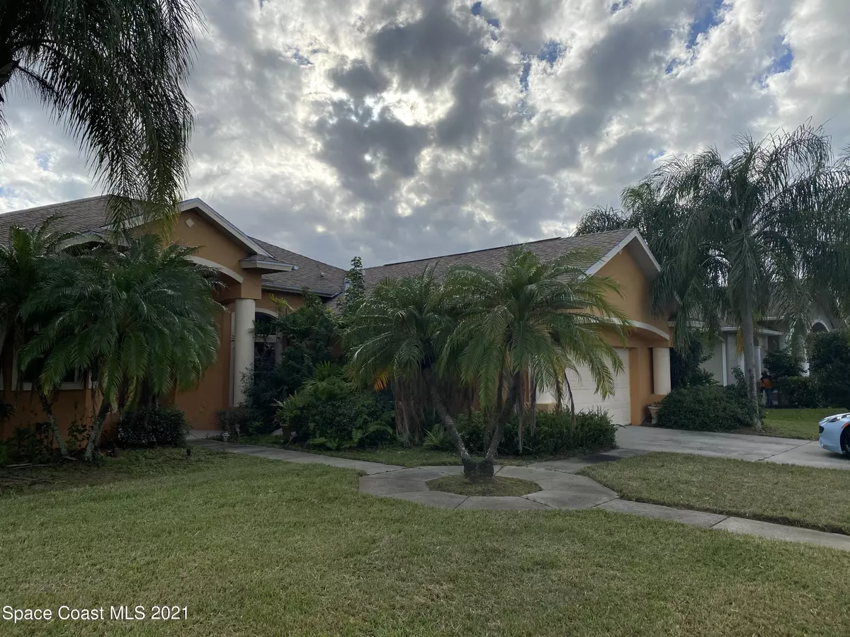 Rockledge, FL 32955,833 Coopers Hawk CT