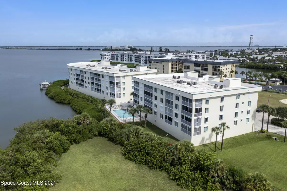 Cocoa Beach, FL 32931,188 Pinellas LN #402