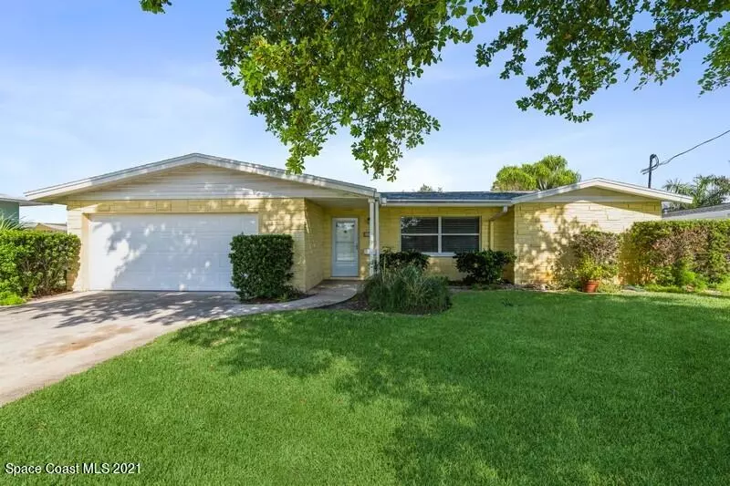 1575 Ursa CT, Merritt Island, FL 32953