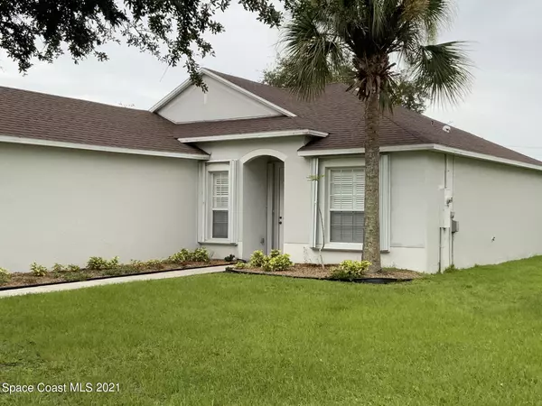 3755 Thayer LN, Melbourne, FL 32901