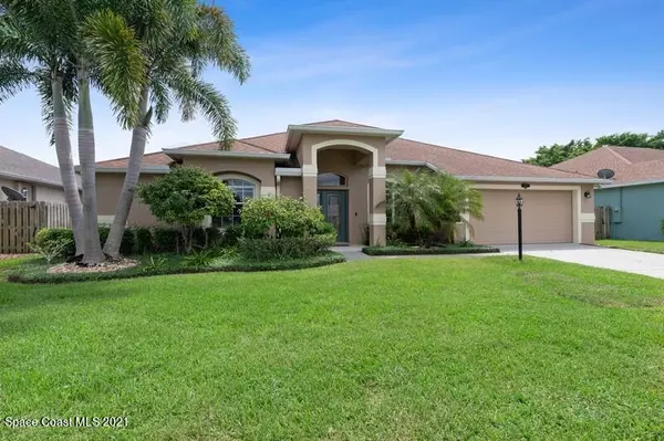 2212 Woodfield CIR, Melbourne, FL 32904