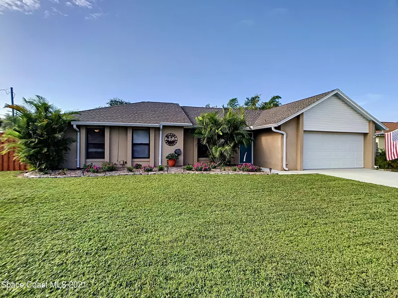 2600 Raintree Lake CIR, Merritt Island, FL 32953