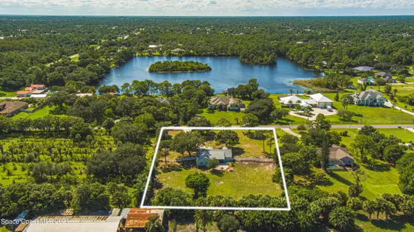 3925 Lakeside LN, Palm Bay, FL 32909