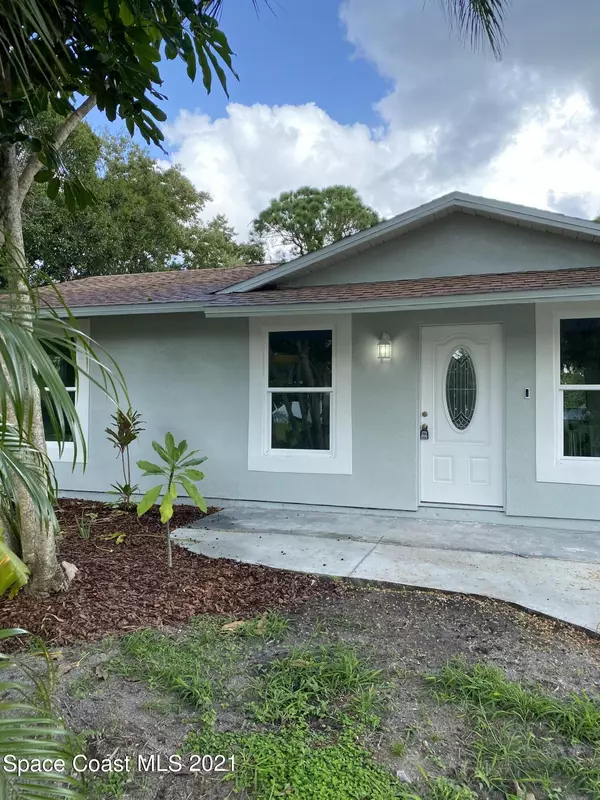 1251 Salford ST SE, Palm Bay, FL 32909