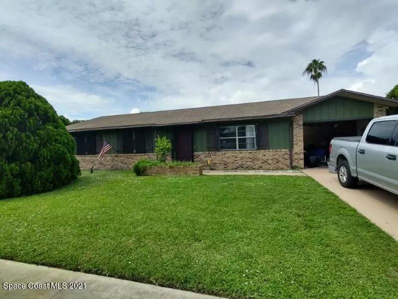 1295 Huntington LN, Rockledge, FL 32955