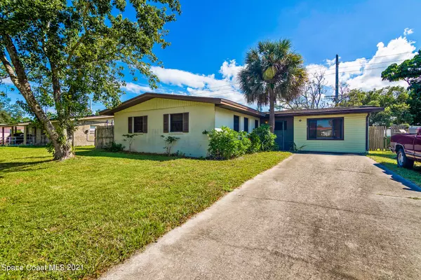 105 Fern AVE,  Titusville,  FL 32796