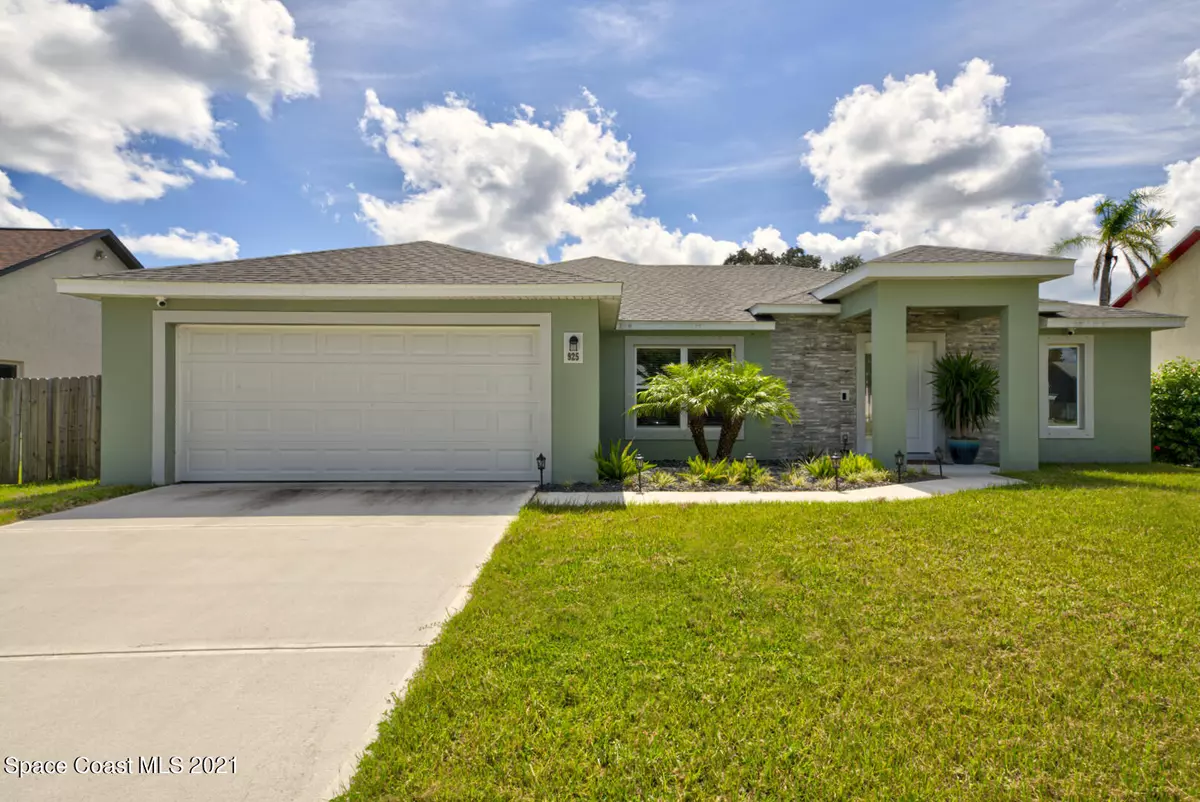 Rockledge, FL 32955,925 Yorktowne DR