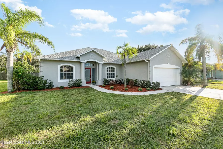 227 Cove Loop DR, Merritt Island, FL 32953