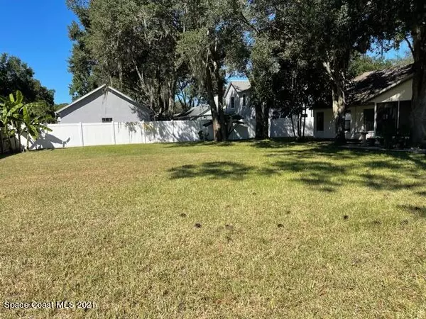 Titusville, FL 32796,4396 Pondapple DR