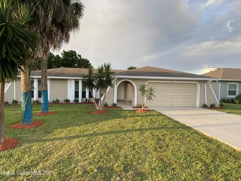 2027 Beekman ST NE, Palm Bay, FL 32905