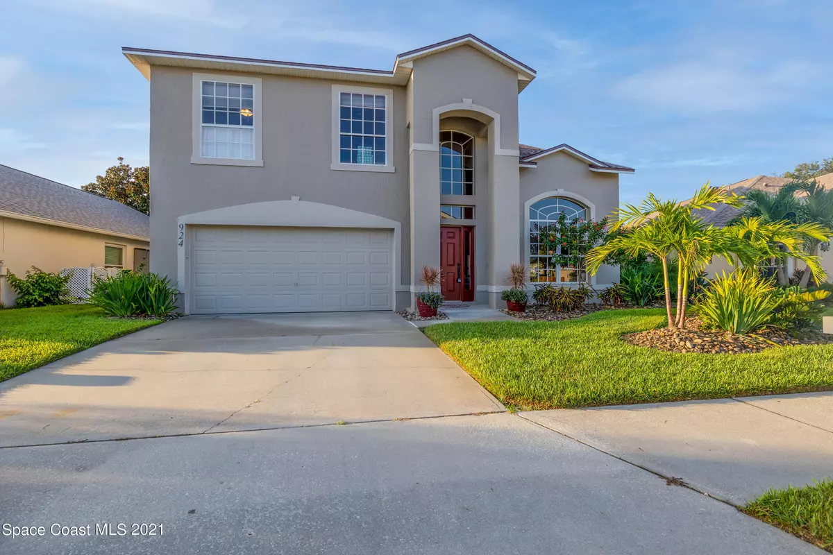 Melbourne, FL 32940,924 Shaw CIR