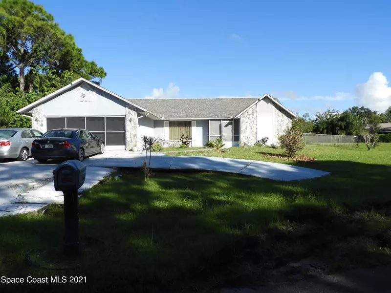 249 Stendal RD NW, Palm Bay, FL 32907