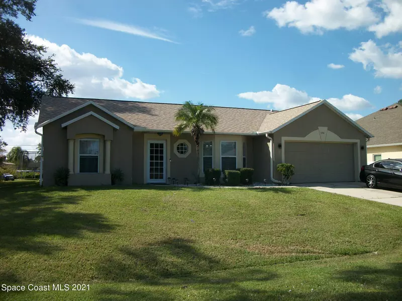 934 Castile RD SE, Palm Bay, FL 32909